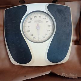 bilancia pesapersone vintage da studio medico