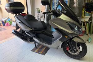 Scooter Kimco 500 R