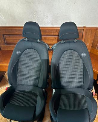 Coppia sedili anteriori Alfa Mito 