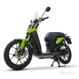 Issimo City L1 Neon Green Scooter 