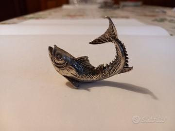Pesce in miniatura in argento massiccio 800