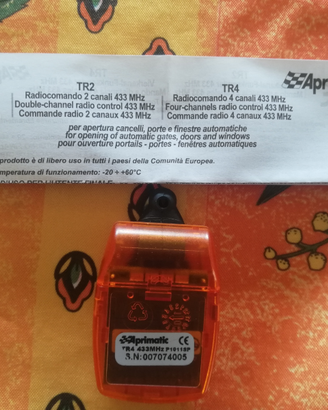 Nuovo Radiocomando Aprimatic TR4 Quadri-canale