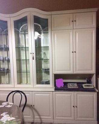 Credenza da cucina alta