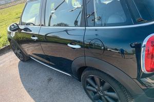 MINI cooper countryman