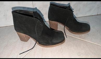 Scarpe tacchi stivaletti polacchine nere