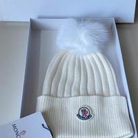 Berretto donna Moncler con pompon rimovibile
