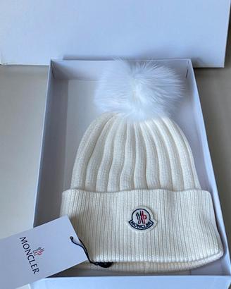Berretto donna Moncler con pompon rimovibile
