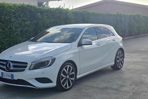 MERCEDES-BENZ A 180 CDI Sport