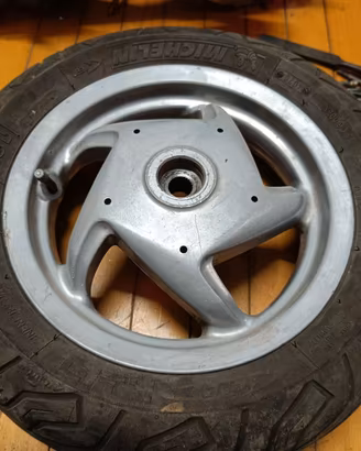 ruota posteriore piaggio zip/zip sp