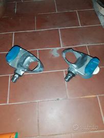 accessori e ruote da bici di varie misure