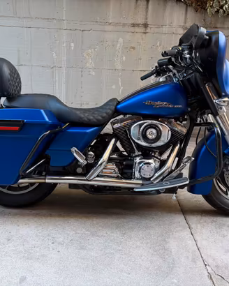 Harley Davidson street glide