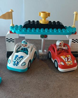 LEGO DUPLO Town Auto da Corsa, 10947
