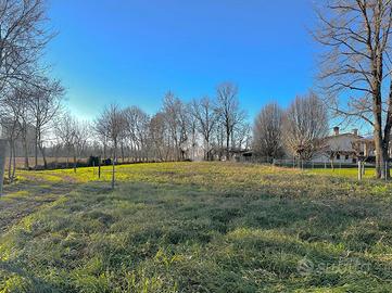 TER. RESIDENZIALE A PIOMBINO DESE