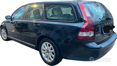 Volvo v50 (2003-2012)