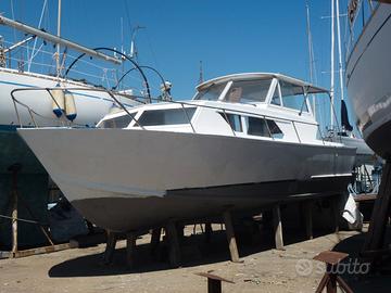 Chris craft house boat