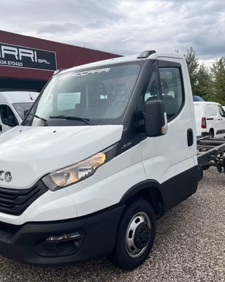 IVECO DAILY 35C14 2.3HPI PASSO 3750MM TRACTION PLU