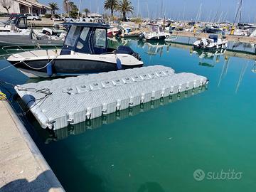 Piattaforma alaggio barche, gommoni e moto acqua