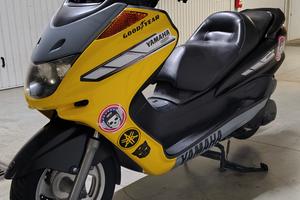 Yamaha Majesty 250