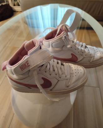 Nike 37,5