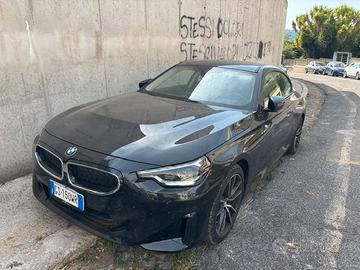 BMW 218 Coupè colore nero metallizzato