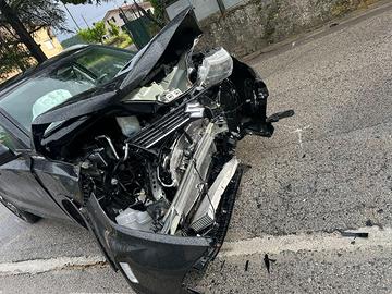 SUSUKI VITARA 2025 16.000 KM INCIDENTATA