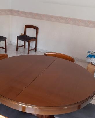 tavolo in legno rotondo allungabile  10-12 posti 