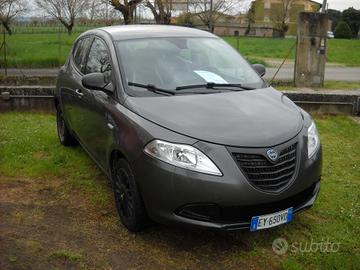 Lancia Ypsilon 1.2 69 CV 5 porte Elefantino X Neop