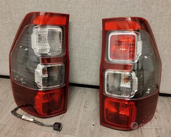 Ford Ranger fanali posteriori Ford Ranger