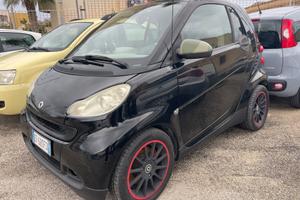 Smart ForTwo 52 kW MHD coupé White Tailor Made