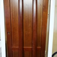 Porta scorrevole in legno