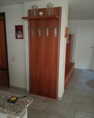 attaccapanni a muro in legno