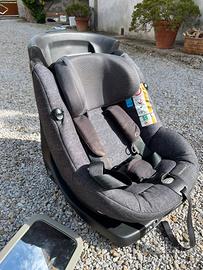 Seggiolino girevole Bebe Confort AxissFix