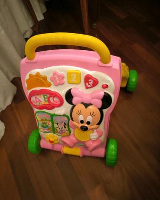 Minnie primi passi attivita'