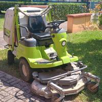 Trattorino tagliaerba