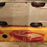 modellino Ferrari 250 GT 2+2 ( solido ) 