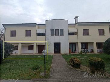 Immobile in asta di 99 m² con 3 locali e box auto 
