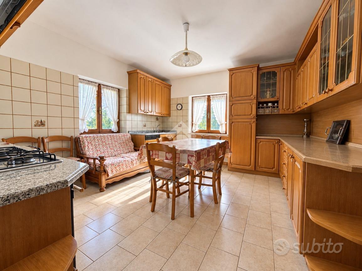 Casa – Tolmezzo, Pissebus - Altro