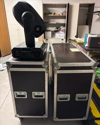 4 Robe Spot575XT + Flight Case doppi