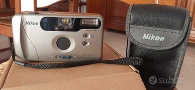 Fotocamera nikon a rullino