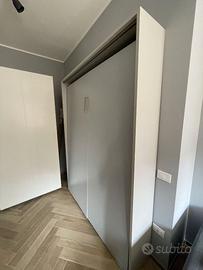 Letto matrimoniale a scomparsa verticale