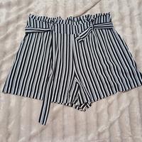 pantaloncini da donna elasticizzati a vita alta 