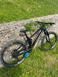 Yt industries izzo core 2