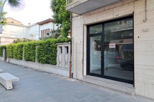 Locale in Corso Umberto I, 226