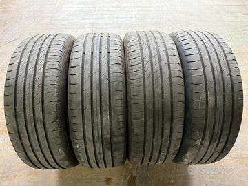 Pneumatici estivi buono stato