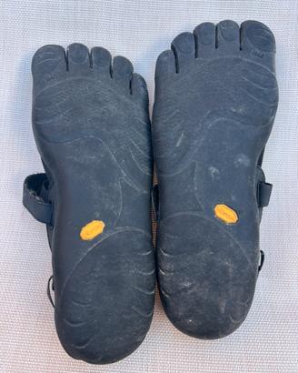 Scarpe five finger della vibram