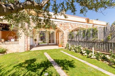 Villa o villino Capoterra [Cod. rif 3326055VRG]