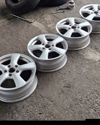  Cerchi in lega Honda 16 pollici 5x114.3