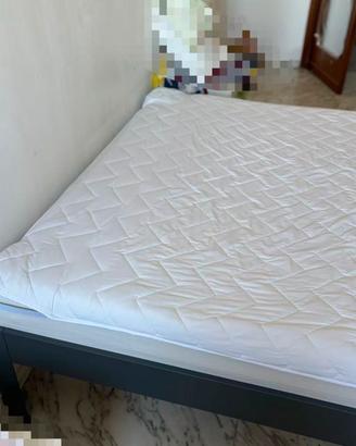 Letto matrimoniale praticamente nuovo