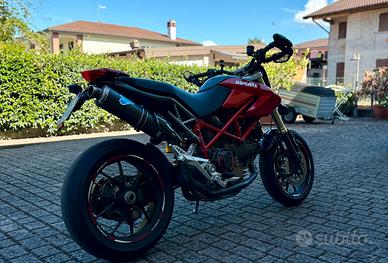 Ducati Hypermotard 1100