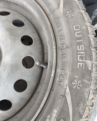 Gomme 185R60 15 e cerchi